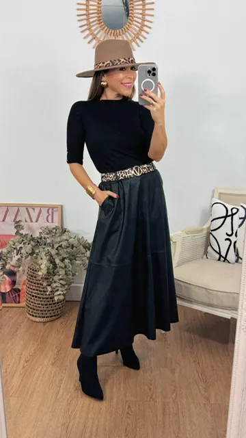 Falda Capa Polipiel negro