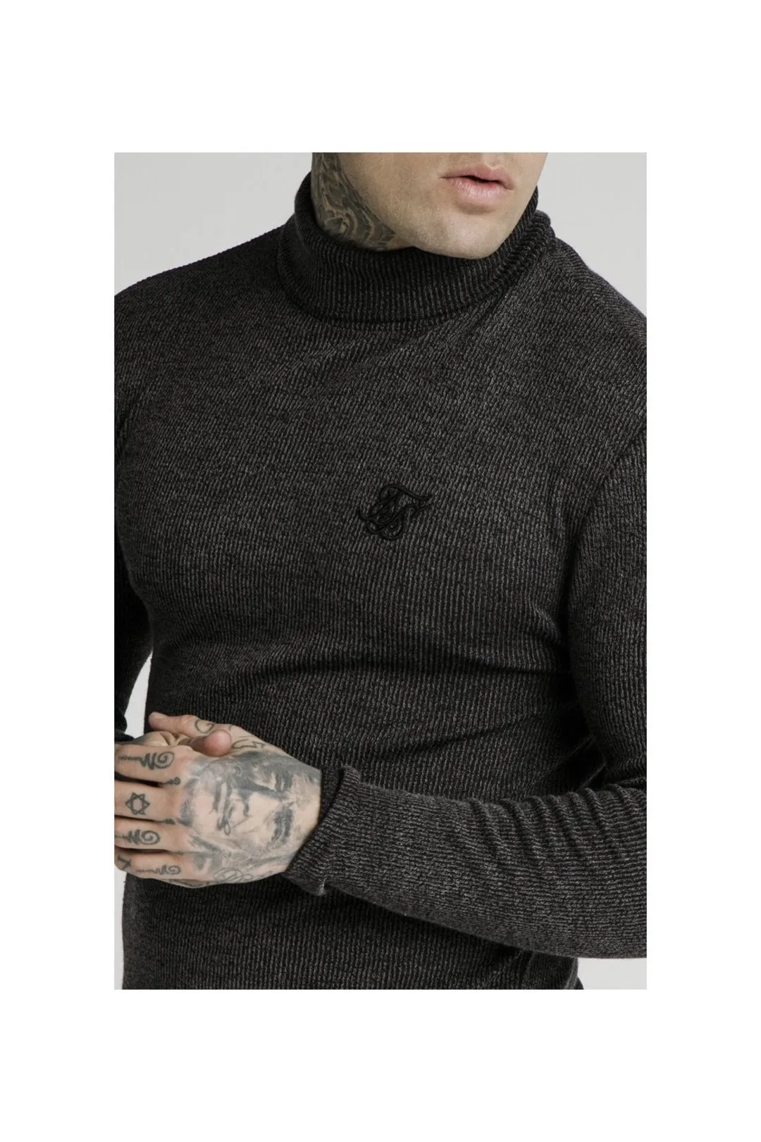 SIKSILK Jersey cuello alto canale color negro
