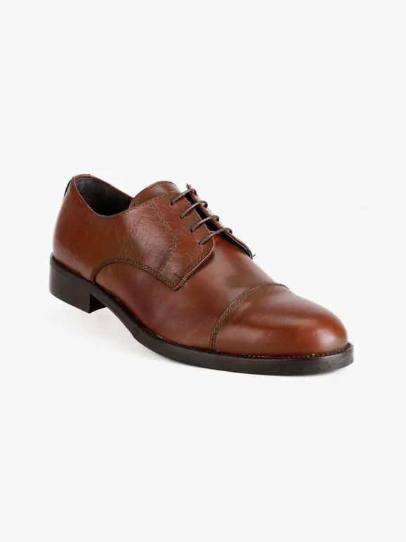 Uomo Piu' Zapatos clásicos en cuero con cordones